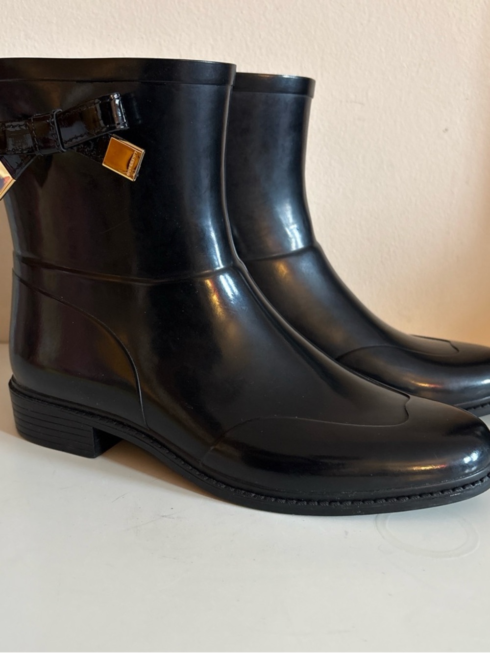 Burberry Westcott rain boots Bows Size 9-10 - Picture 6 of 8